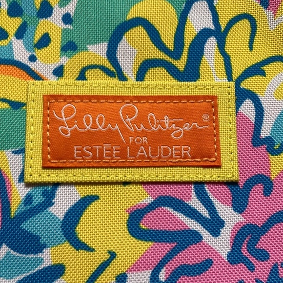 Lilly Pulitzer X Estée Lauder: Colorful Floral Tote Bag- coin/card pouch - Picture 2 of 16